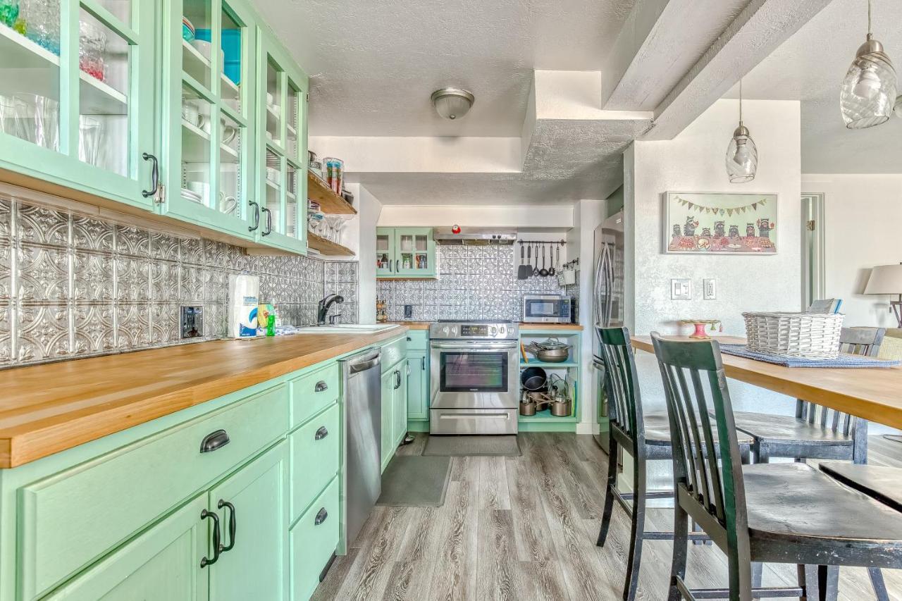 Apartmán Cake By The Ocean Lincoln City Exteriér fotografie